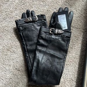 NWT with Box Fioretto Gloves
